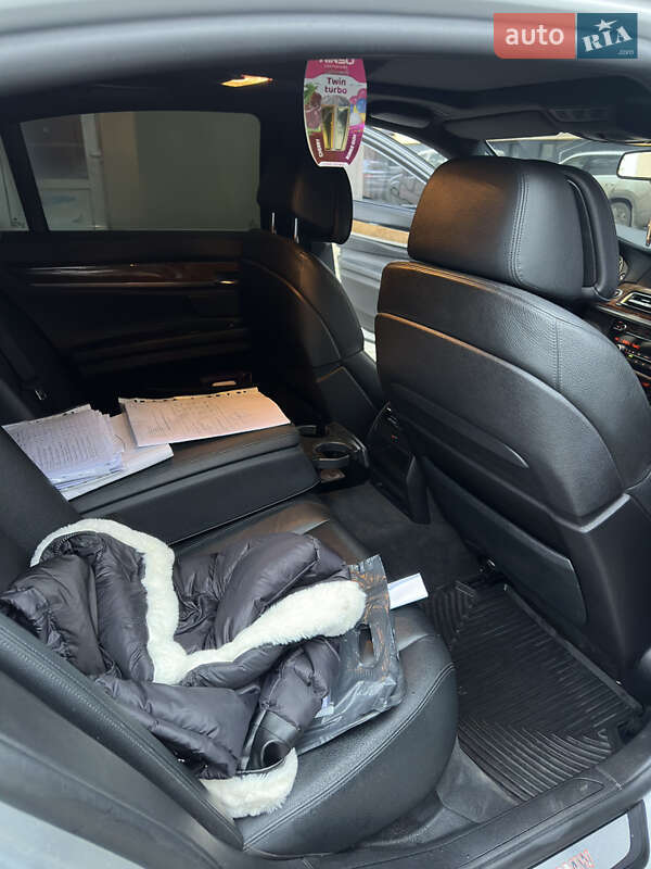 Седан BMW 7 Series 2011 в Хмельницком фото 12 Седан BMW 7 Series 2011 в Хмельницком