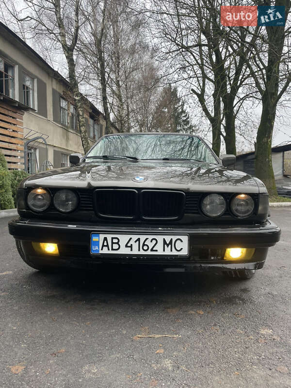 BMW 7 Series 1987 BMW 7 Series 1987