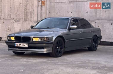 Седан BMW 7 Series 1995 в Киеве