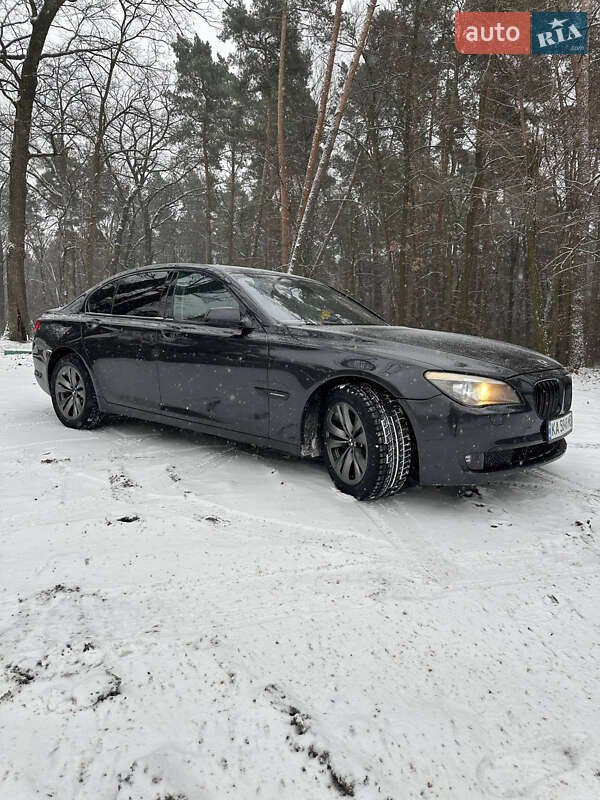 Седан BMW 7 Series 2010 в Киеве фото 3 Седан BMW 7 Series 2010 в Киеве