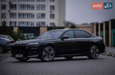 Седан BMW 7 Series 2023 в Киеве