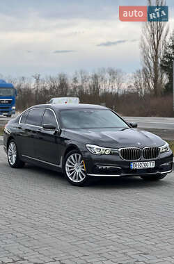 Седан BMW 7 Series 2015 в Львове