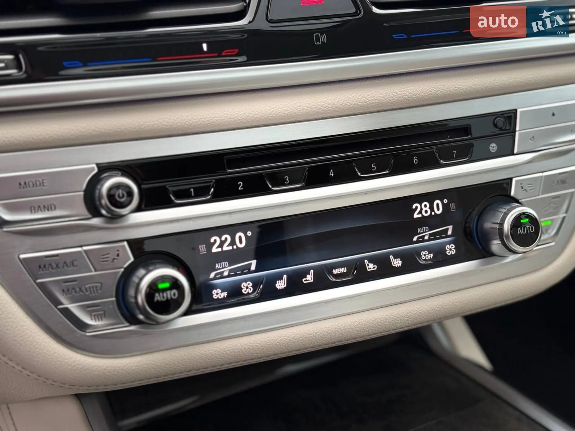 2015 BMW 7er - мініатюра 29