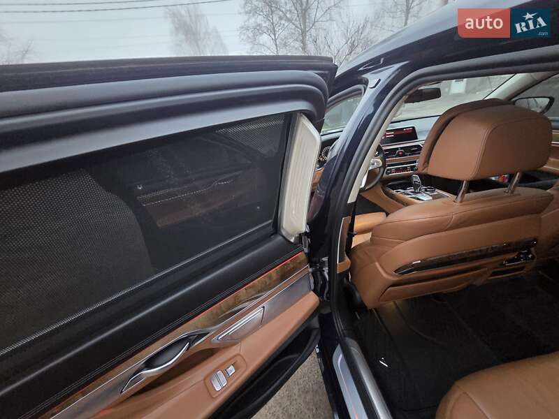 Седан BMW 7 Series 2016 в Шептицькому