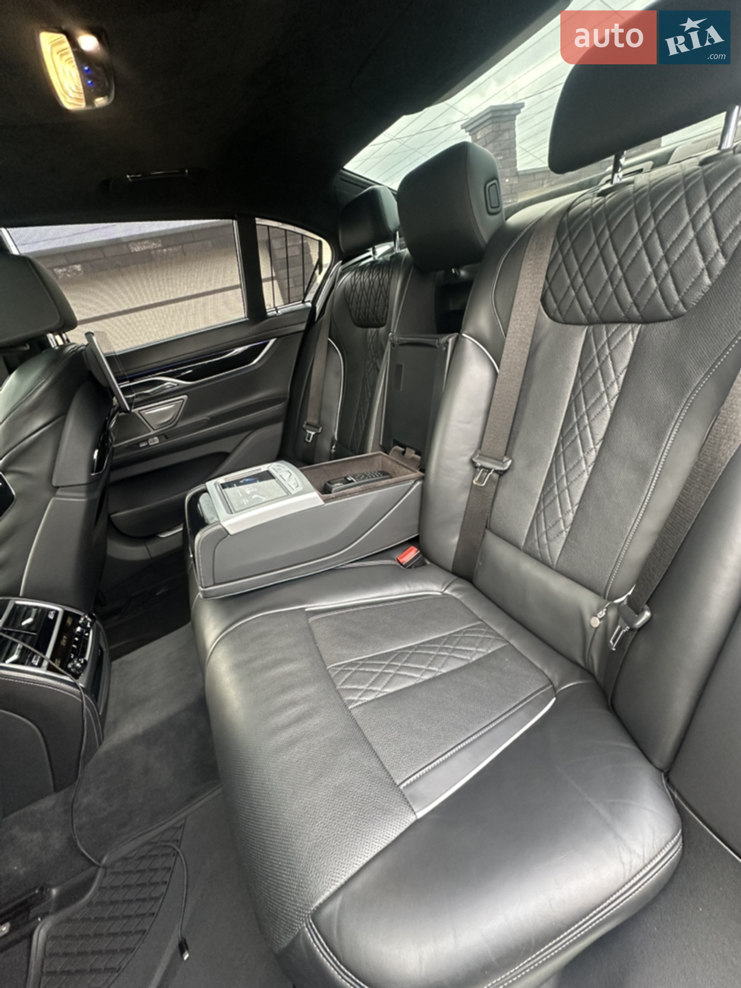 2017 BMW 7er - мініатюра 34