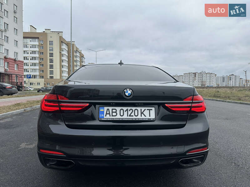 Седан BMW 7 Series 2017 в Виннице