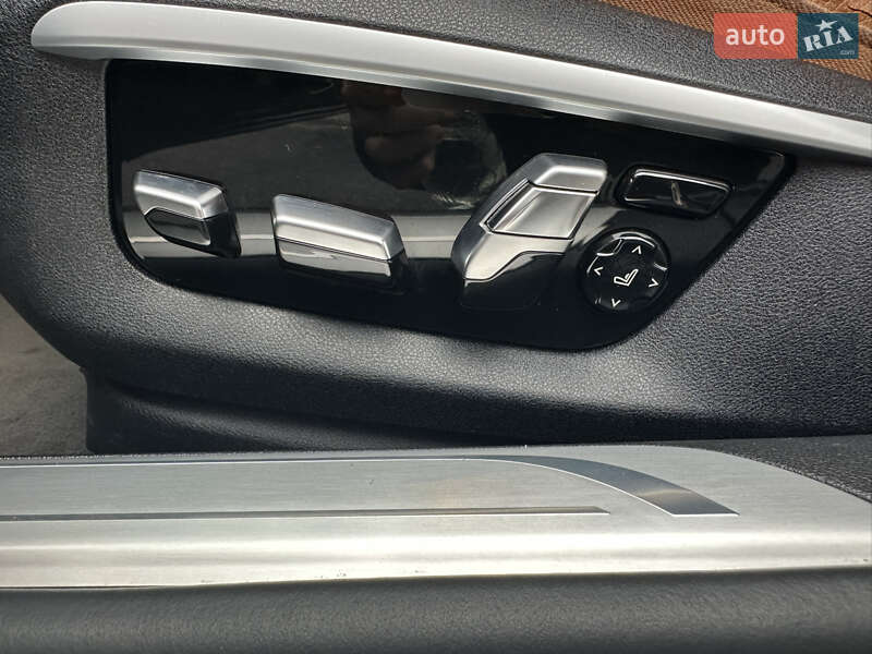 Седан BMW 7 Series 2017 в Виннице