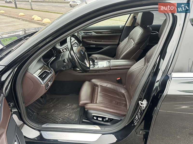 Седан BMW 7 Series 2016 в Киеве фото 21 Седан BMW 7 Series 2016 в Киеве
