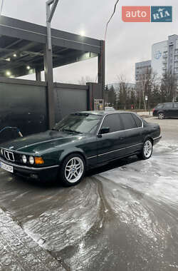 Седан BMW 7 Series 1988 в Винниках