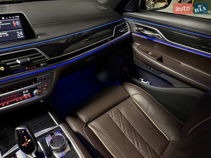 Седан BMW 7 Series 2022 в Киеве фото 44 Седан BMW 7 Series 2022 в Киеве