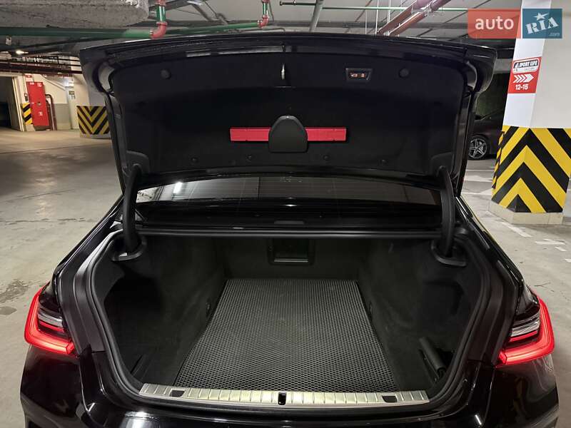 Седан BMW 7 Series 2022 в Киеве фото 67 Седан BMW 7 Series 2022 в Киеве