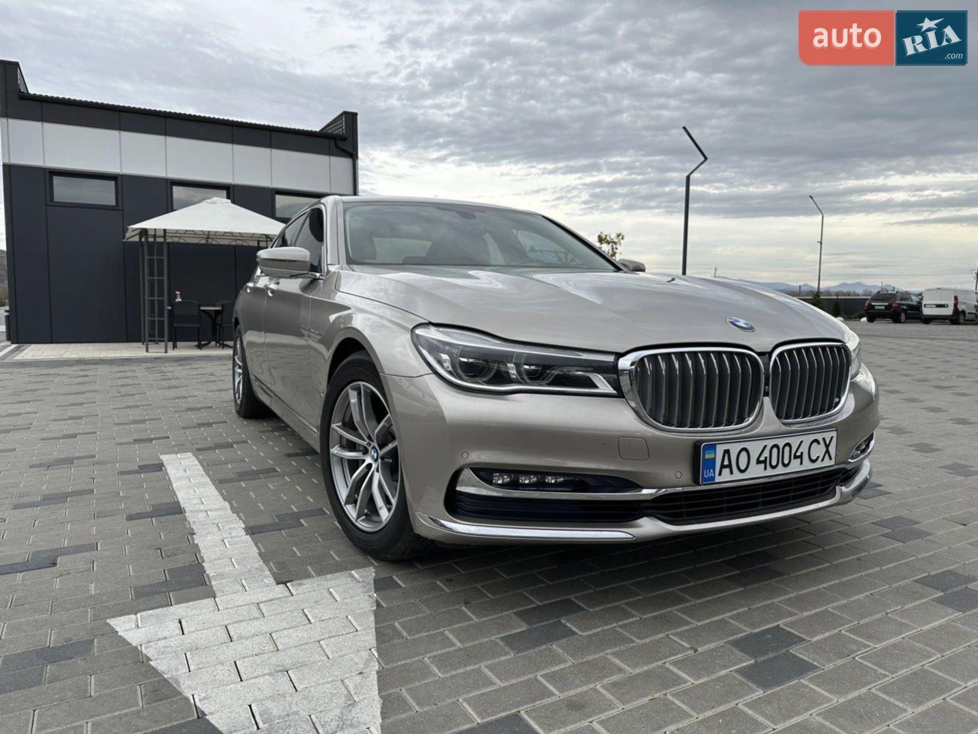 2016 BMW 7er - мініатюра 2
