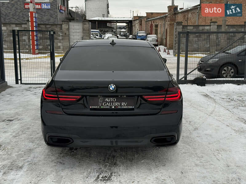 Седан BMW 7 Series 2016 в Ровно фото 7 Седан BMW 7 Series 2016 в Ровно