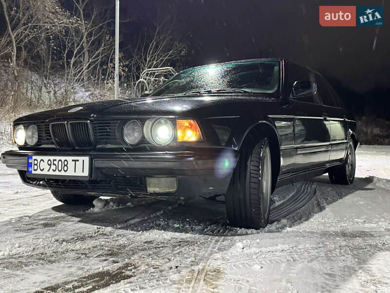 Седан BMW 7 Series 1987 в Львове