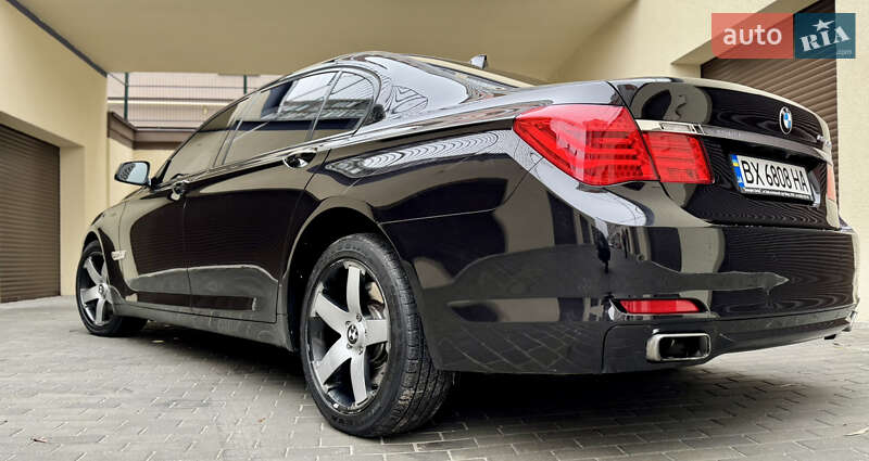Седан BMW 7 Series 2010 в Хмельницькому