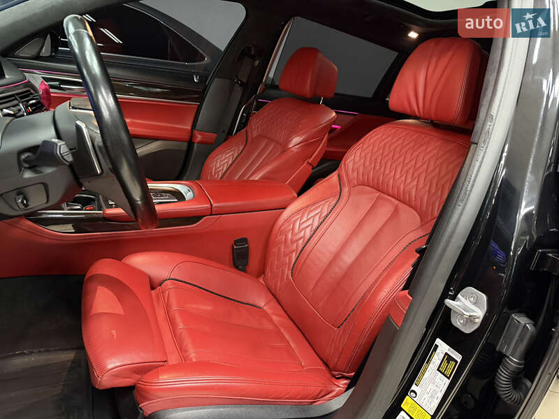 Седан BMW 7 Series 2018 в Одесі фото 24 Седан BMW 7 Series 2018 в Одесі
