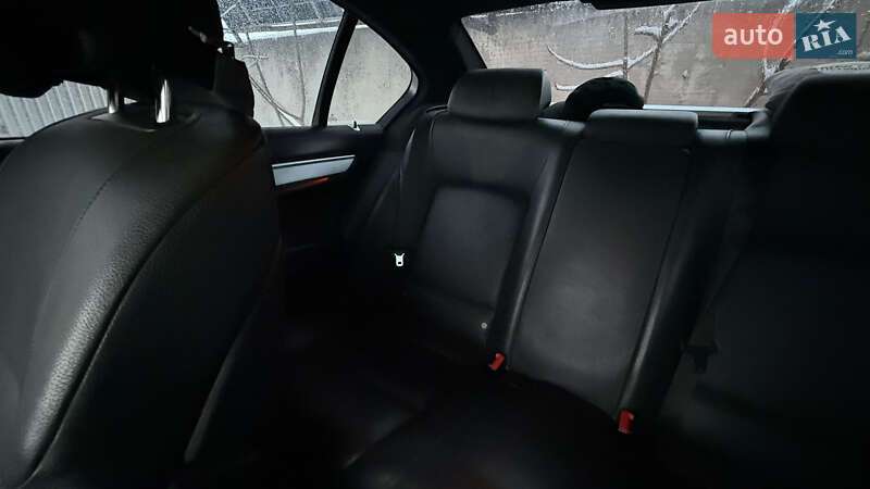 Седан BMW 7 Series 2010 в Умані фото 10 Седан BMW 7 Series 2010 в Умані