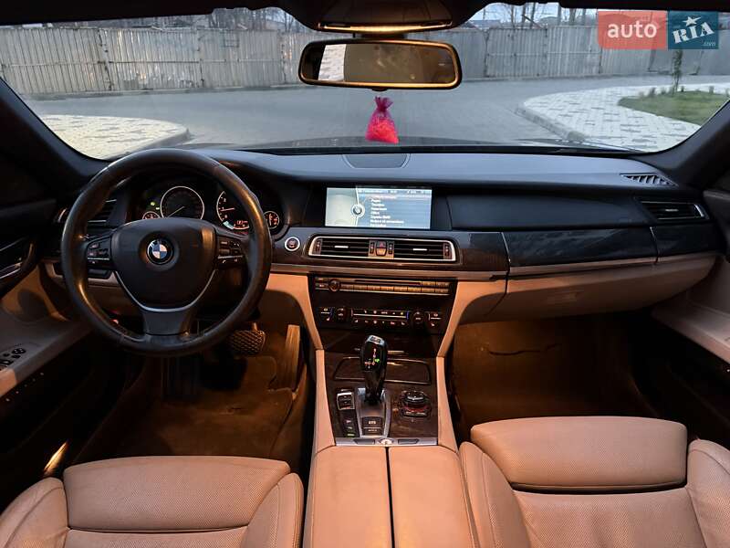 Седан BMW 7 Series 2011 в Одесі фото 90 Седан BMW 7 Series 2011 в Одесі