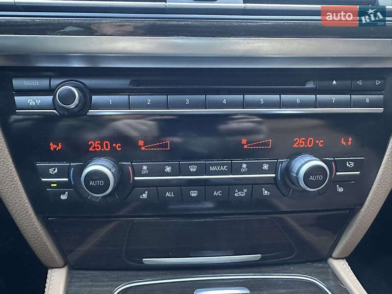 Седан BMW 7 Series 2012 в Києві