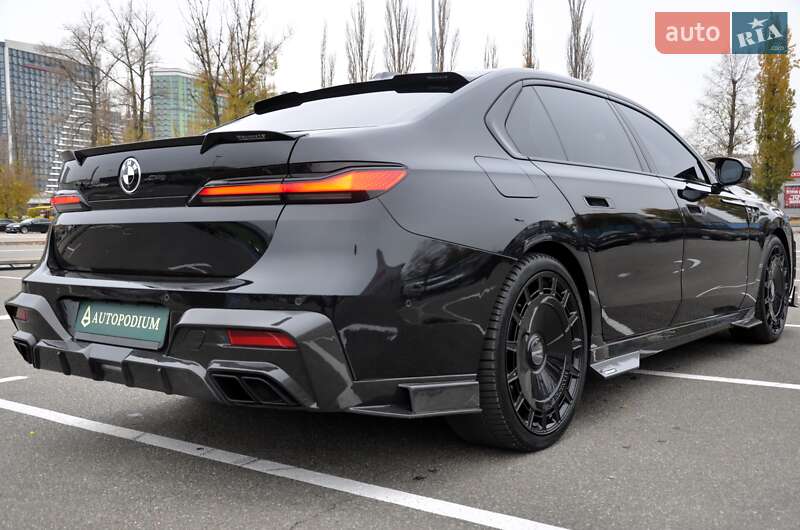 Седан BMW 7 Series 2024 в Киеве