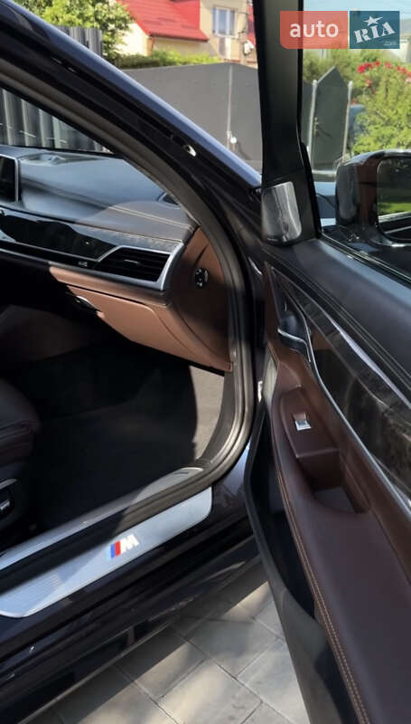 Седан BMW 7 Series 2016 в Львове фото 17 Седан BMW 7 Series 2016 в Львове