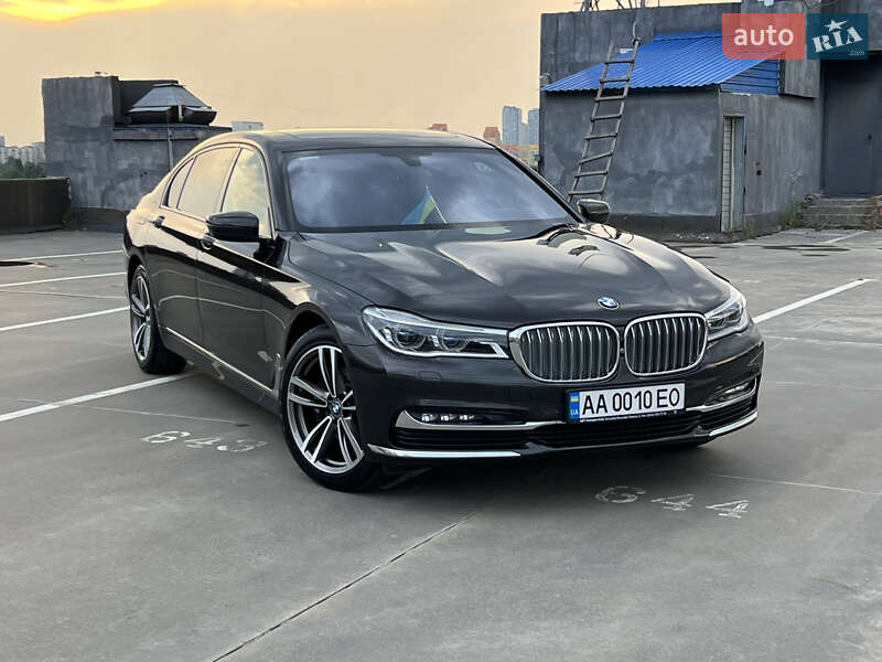 Седан BMW 7 Series 2016 в Киеве