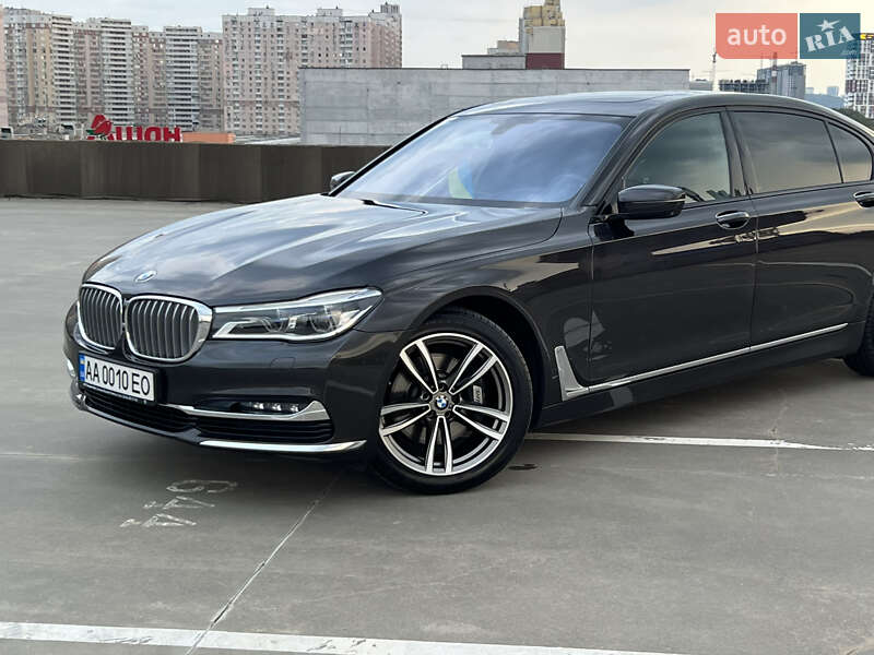 Седан BMW 7 Series 2016 в Киеве
