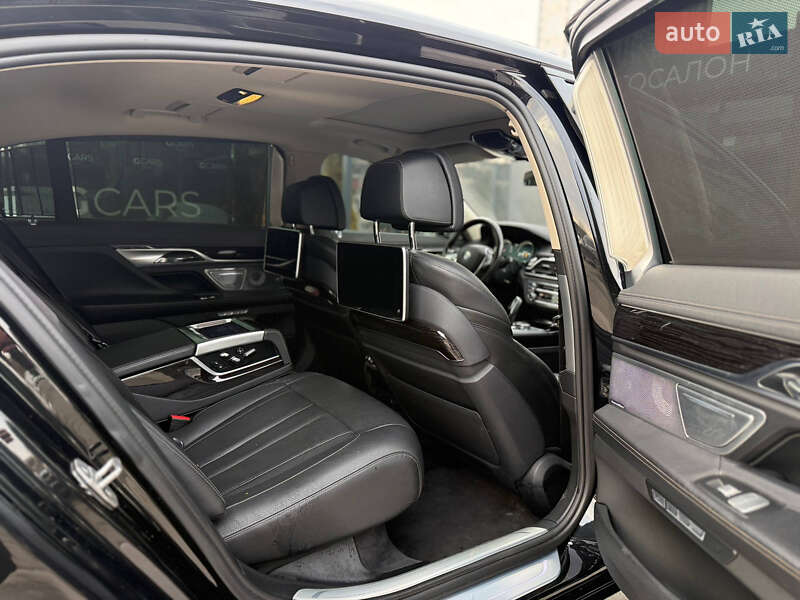 Седан BMW 7 Series 2015 в Киеве фото 41 Седан BMW 7 Series 2015 в Киеве