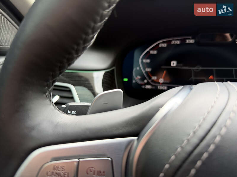 Седан BMW 7 Series 2021 в Мукачево