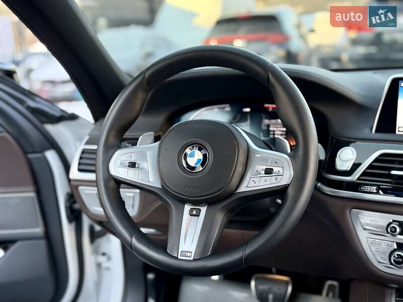 Седан BMW 7 Series 2019 в Киеве