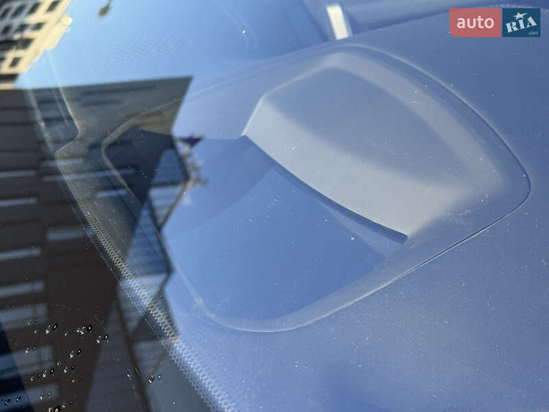 Седан BMW 7 Series 2016 в Ровно