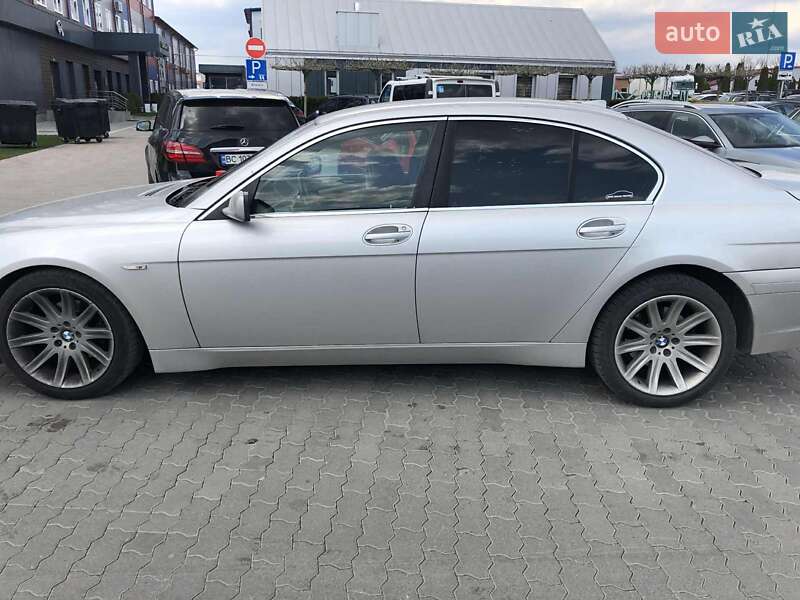 Седан BMW 7 Series 2002 в Самборе