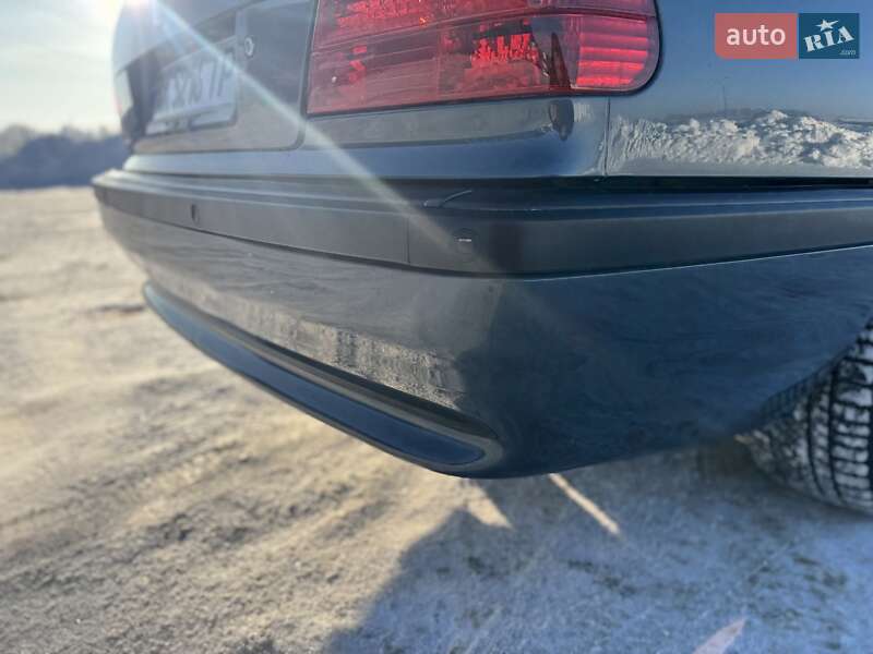 Седан BMW 7 Series 2001 в Ровно