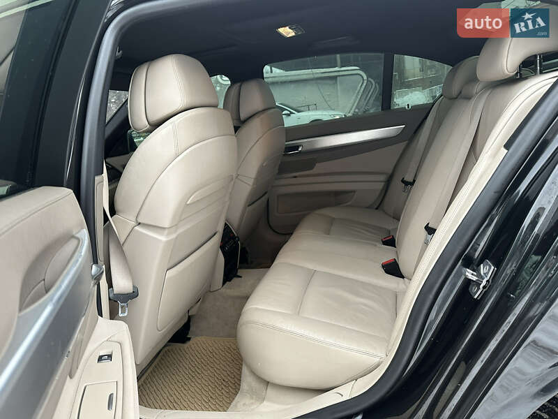 Седан BMW 7 Series 2010 в Хмельницком