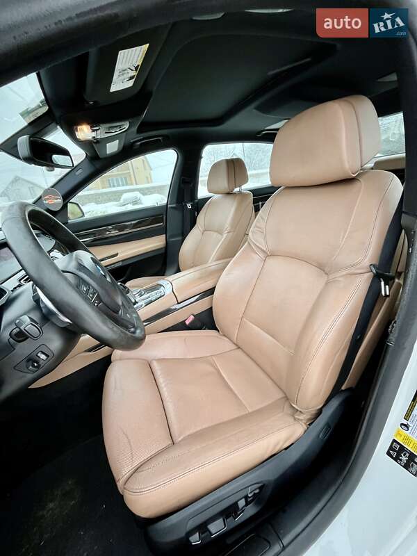 Седан BMW 7 Series 2015 в Львове фото 39 Седан BMW 7 Series 2015 в Львове