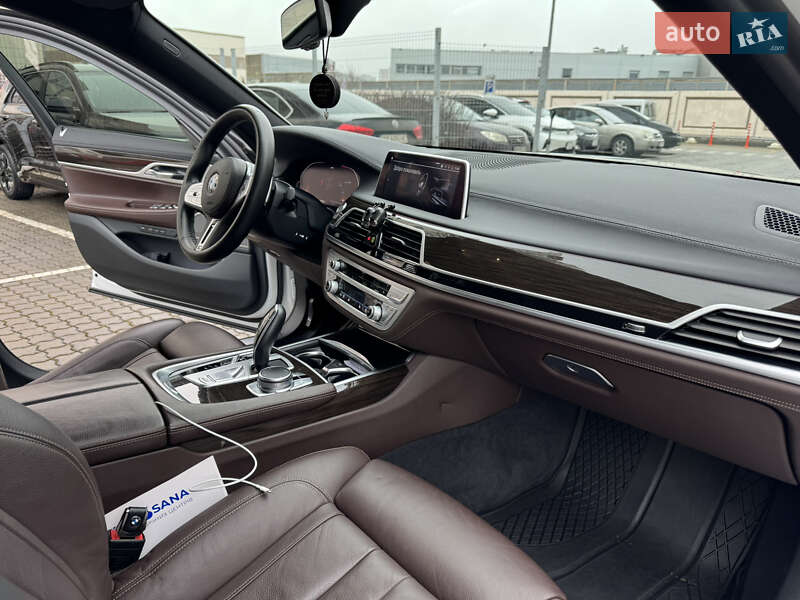 Седан BMW 7 Series 2020 в Одесі