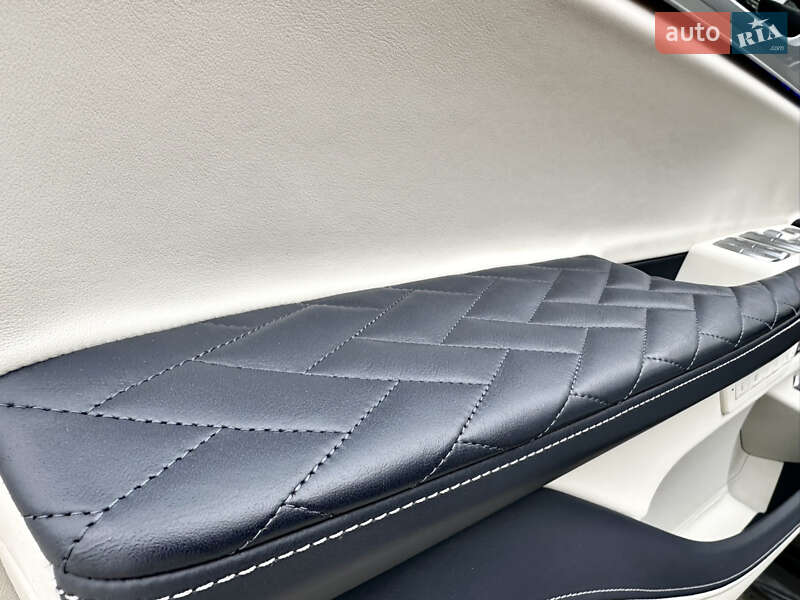 Седан BMW 7 Series 2021 в Киеве