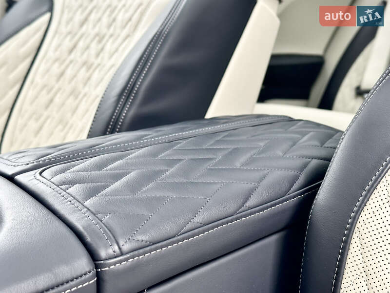 Седан BMW 7 Series 2021 в Киеве