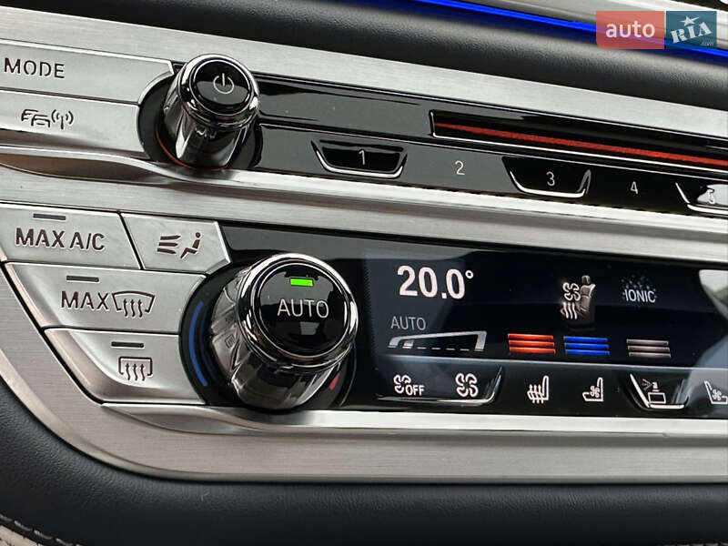 Седан BMW 7 Series 2021 в Киеве