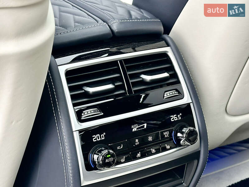 Седан BMW 7 Series 2021 в Киеве
