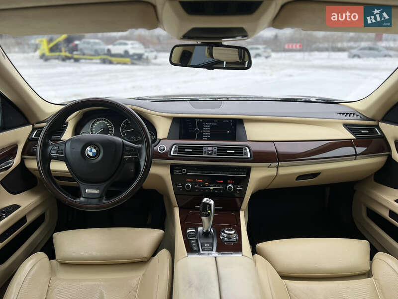 Седан BMW 7 Series 2011 в Києві фото 34 Седан BMW 7 Series 2011 в Києві