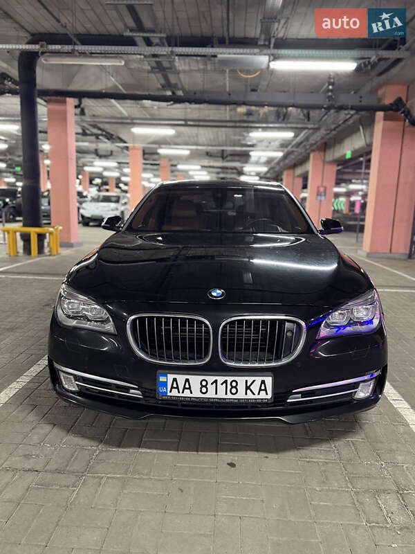 Седан BMW 7 Series 2013 в Киеве