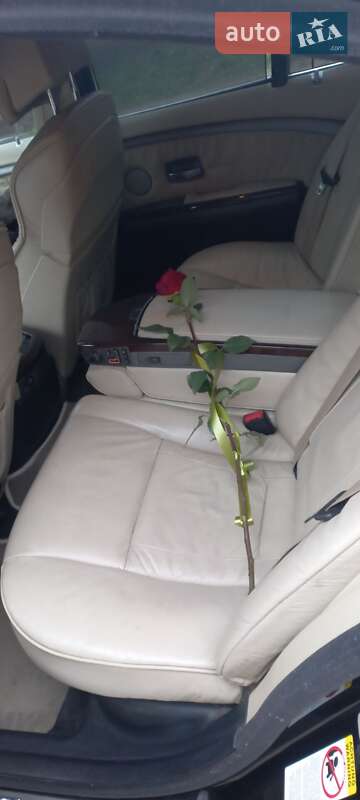 Седан BMW 7 Series 2002 в Ужгороде