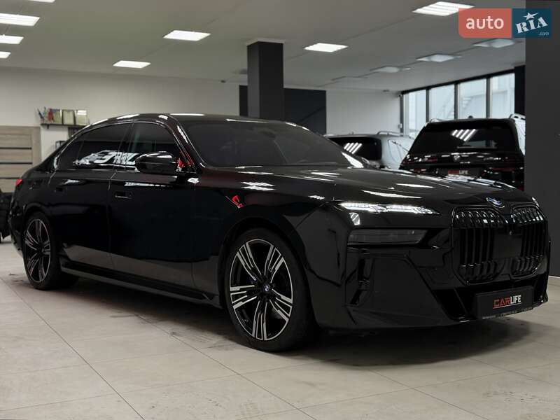 Седан BMW 7 Series 2023 в Тернополі