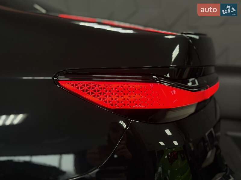 Седан BMW 7 Series 2023 в Тернополі