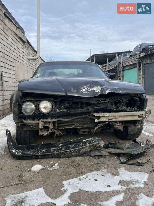 Седан BMW 7 Series 1989 в Днепре