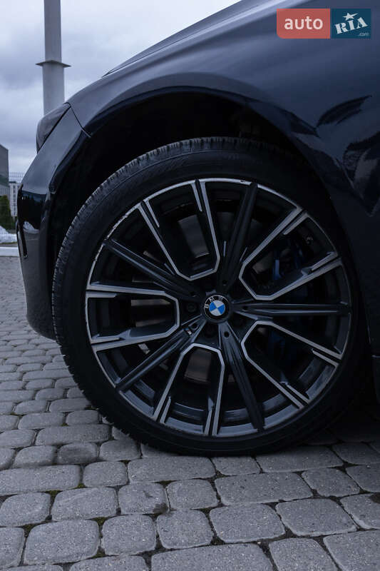 Седан BMW 7 Series 2019 в Львове