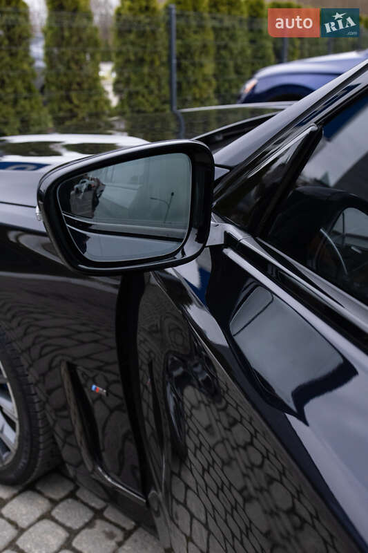 Седан BMW 7 Series 2019 в Львове