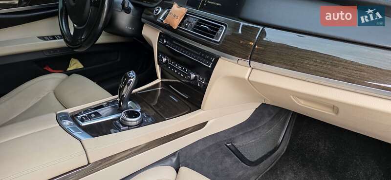 Седан BMW 7 Series 2012 в Одессе фото 3 Седан BMW 7 Series 2012 в Одессе