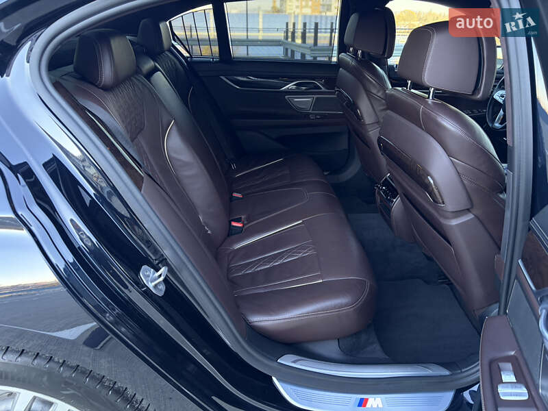 Седан BMW 7 Series 2017 в Ужгороде фото 26 Седан BMW 7 Series 2017 в Ужгороде